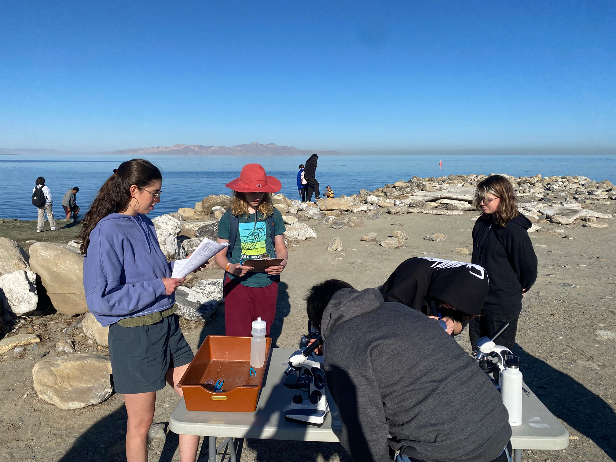 Kiri teaching kids at the salt flats